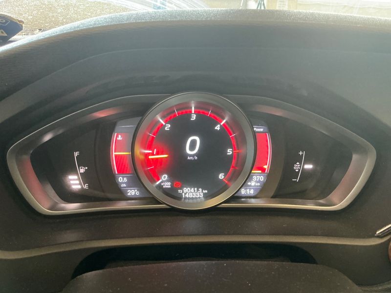 Volvo V40 2.0 D2 Kinetic — zdjęcie 13