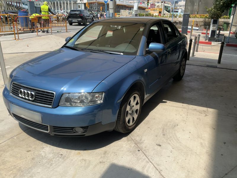 Audi A4 1.8 Turbo — zdjęcie 2