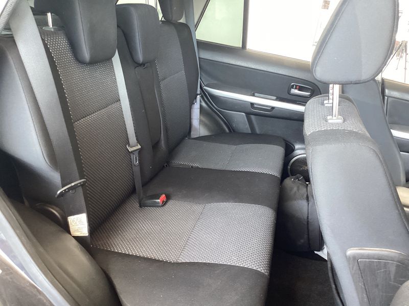 Suzuki Grand Vitara 1.9 DDiS JLX-EL — zdjęcie 14