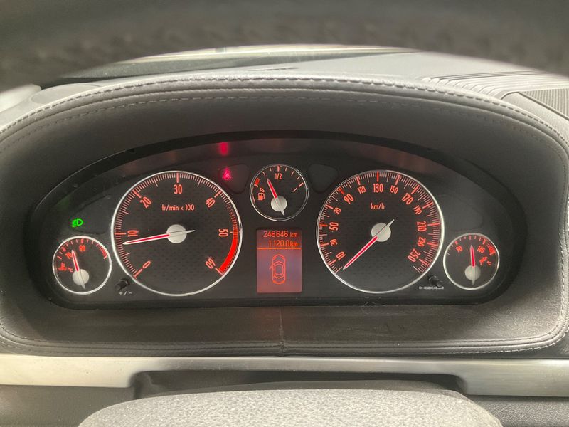 Peugeot 407 2.0 HDi Feline — zdjęcie 4