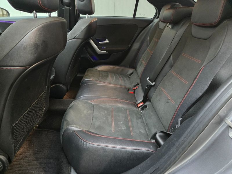 Mercedes-Benz A-Klasse Limousine A 200 AMG Line — zdjęcie 8