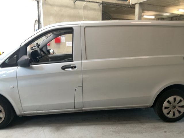 Mercedes-Benz Vito 111 CDI Lang — zdjęcie 4