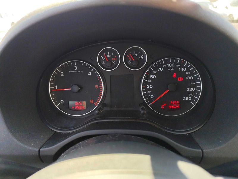Audi A3 Sportback 1.9 TDI Ambiente — zdjęcie 12