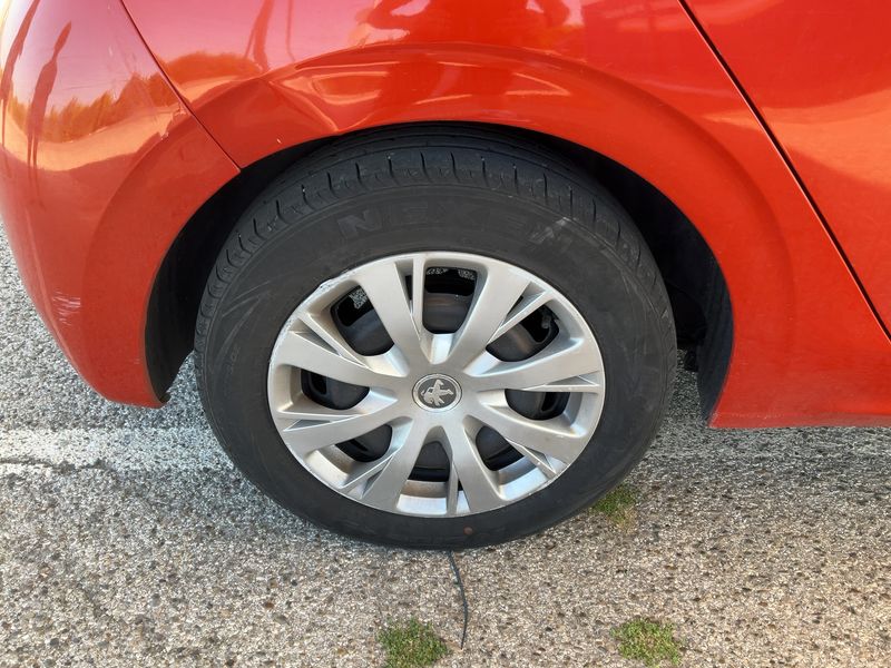 Peugeot 208 1.5 Blue-HDi Active 2019 – снимка 9