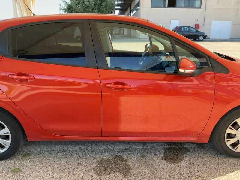 Peugeot 208 1.5 Blue-HDi Active 2019 – снимка 10