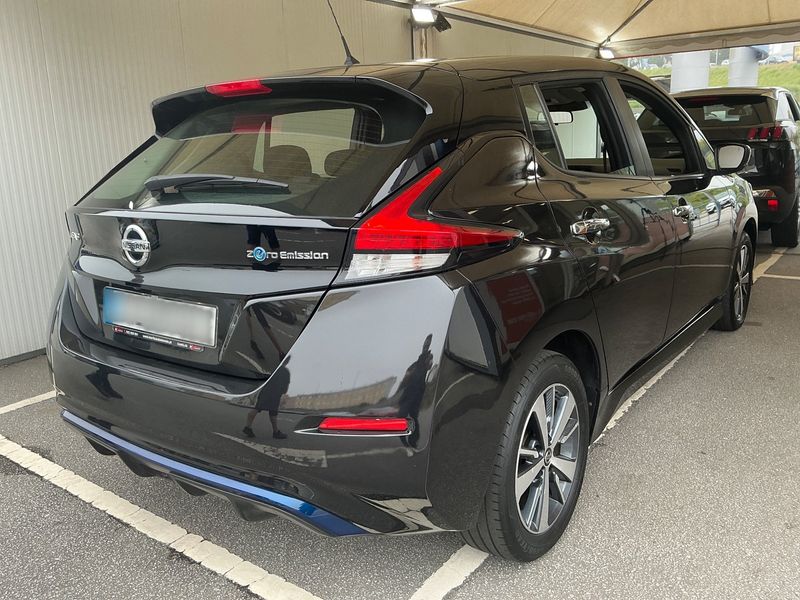 Nissan Leaf electric drive 110 kW Tekna — zdjęcie 6