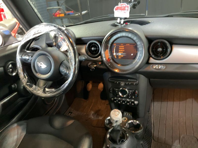 MINI Cabrio Cooper — zdjęcie 12