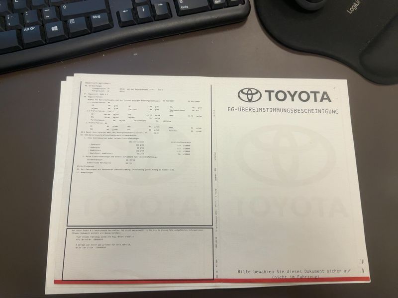 Toyota Yaris 1.0 VVT-i Life — zdjęcie 16