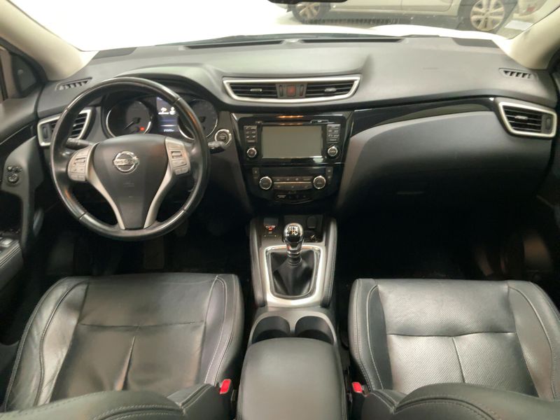 Nissan Qashqai 1.6 dCi Tekna — zdjęcie 12