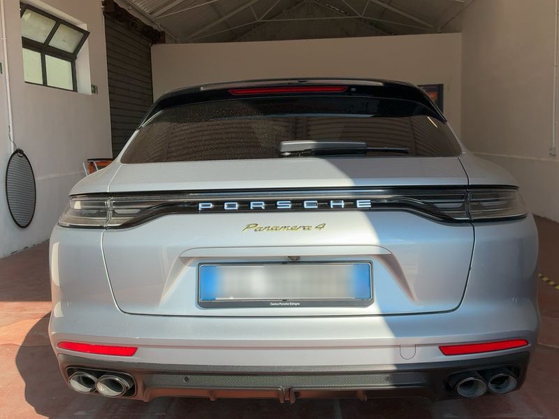 Porsche Panamera Sport Turismo 4 E-Hybrid — zdjęcie 5