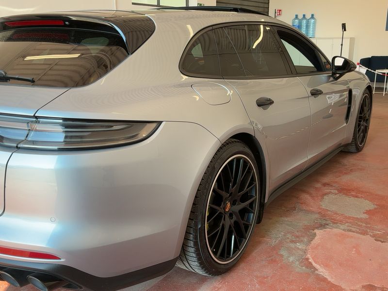 Porsche Panamera Sport Turismo 4 E-Hybrid — zdjęcie 6
