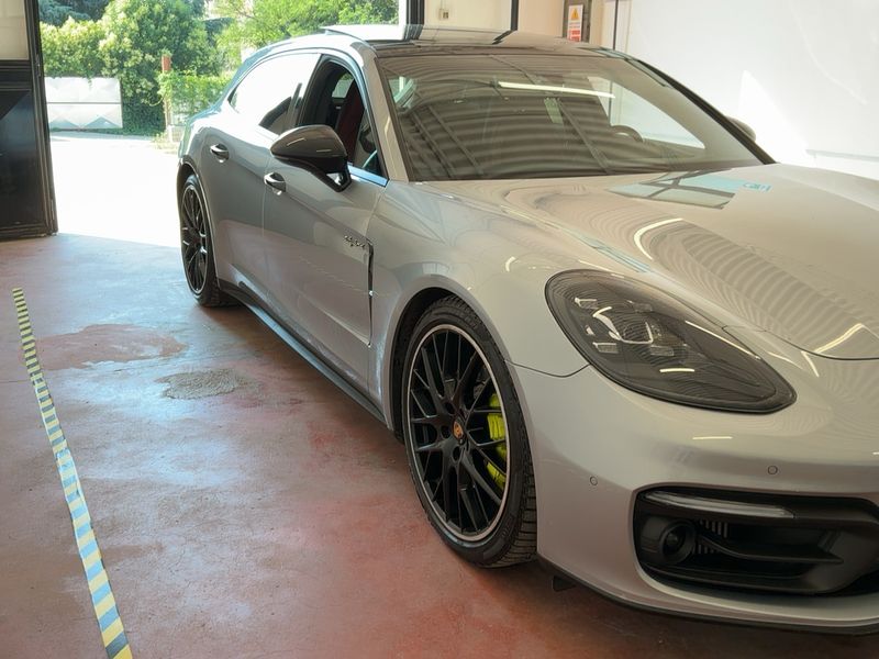 Porsche Panamera Sport Turismo 4 E-Hybrid — zdjęcie 8