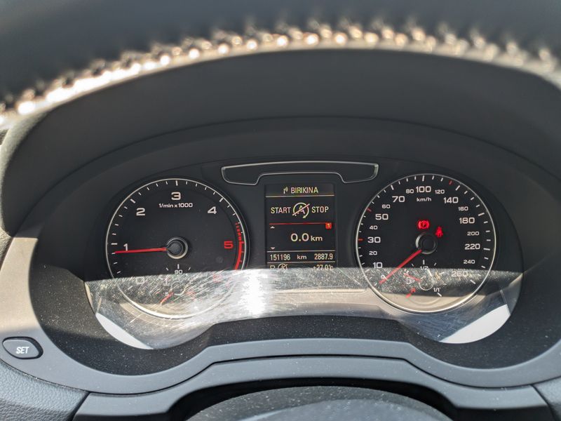 Audi Q3 2.0 TDI quattro Sport — zdjęcie 12