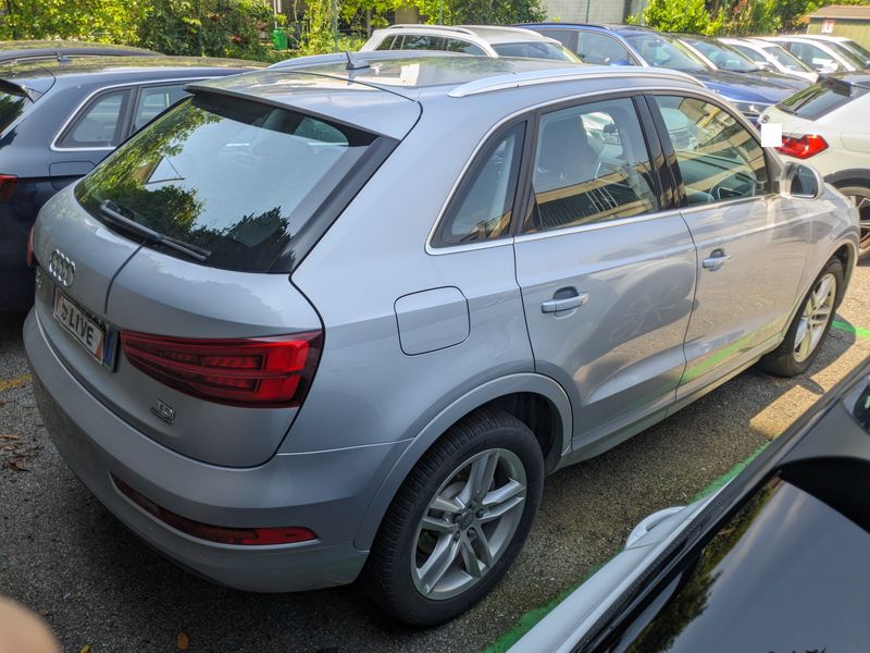Audi Q3 2.0 TDI quattro Sport — zdjęcie 4