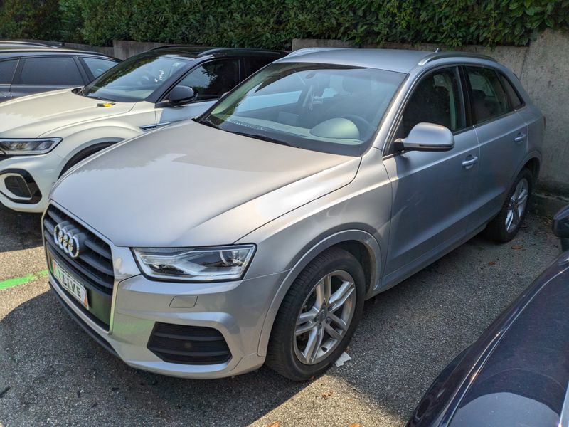 Audi Q3 2.0 TDI quattro Sport — zdjęcie 1