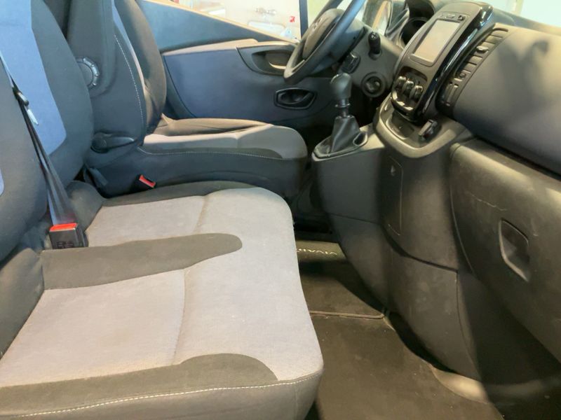 Opel Vivaro 1.6 CDTI Combi L2H1 2,9t — zdjęcie 11