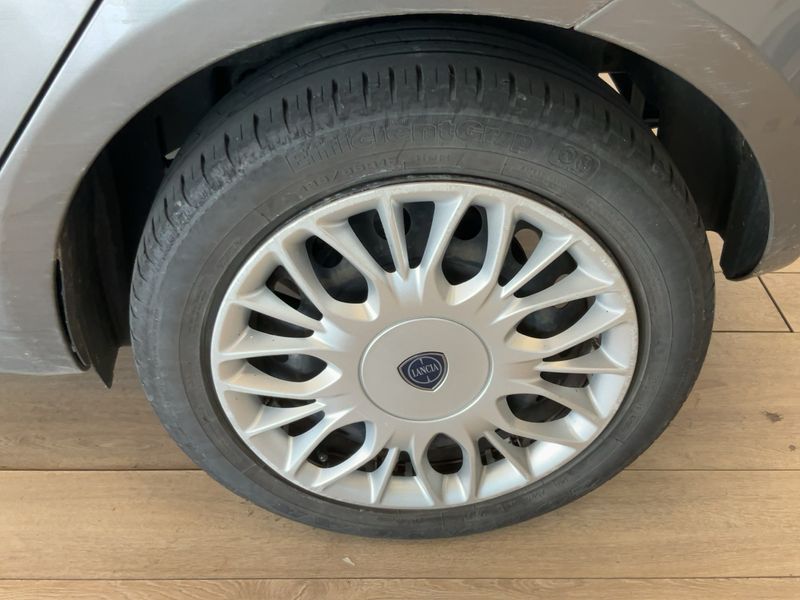 Lancia Ypsilon 1.2 GPL Gold 2017 – снимка 5
