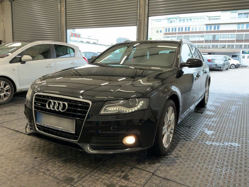 Audi A4 3.0 V6 TDI quattro Ambiente — zdjęcie 1