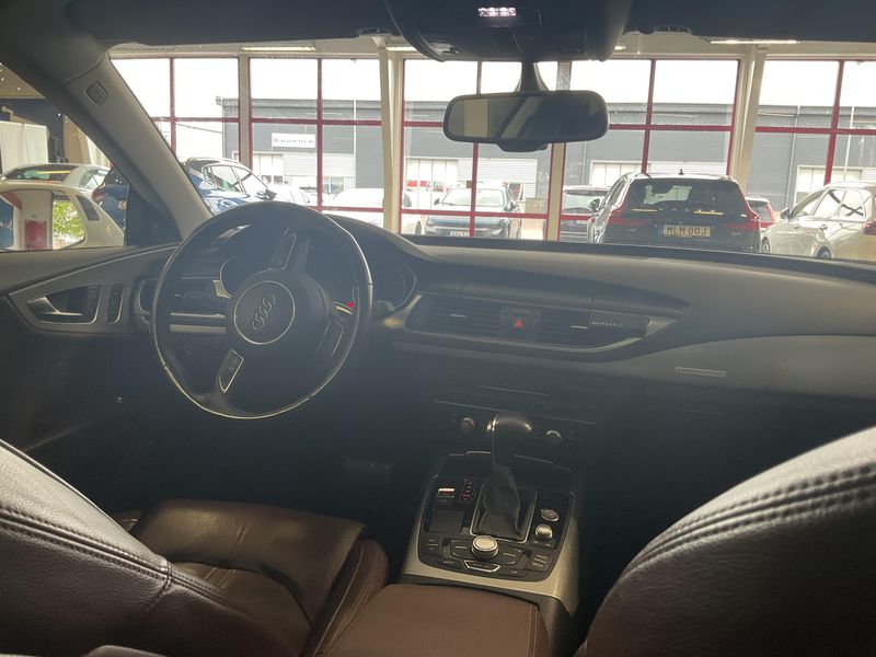 Audi A7 Sportback 3.0 V6 TDI quattro — zdjęcie 12