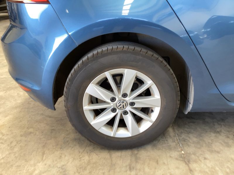 Volkswagen Golf VII 1.6 TDI Advance BlueMotion Tech 2013 – снимка 9