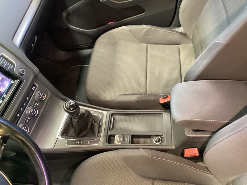 Volkswagen Golf VII 1.6 TDI Advance BlueMotion Tech 2013 – снимка 24