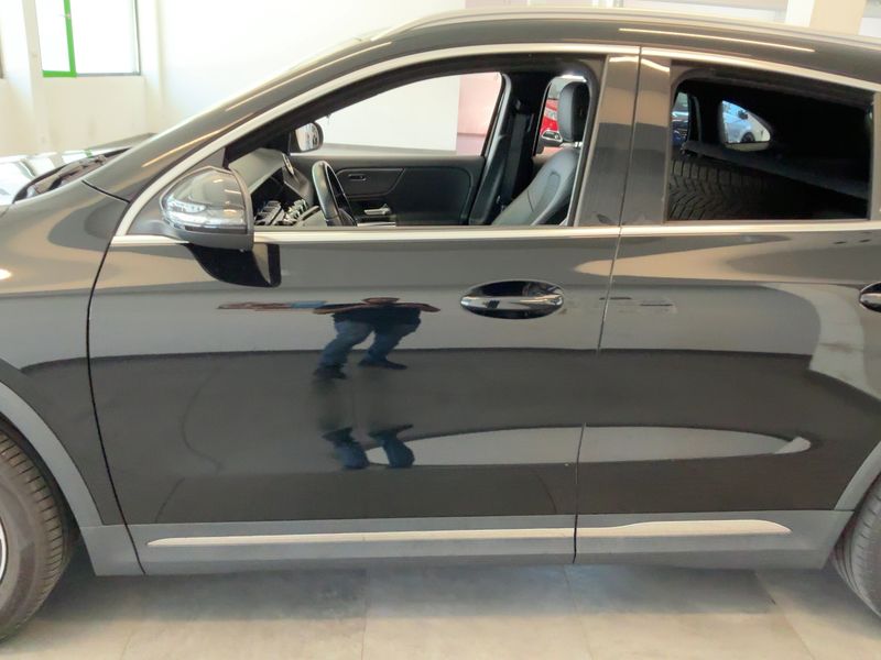 Mercedes-Benz GLA-Klasse GLA 200 Progressive — zdjęcie 4