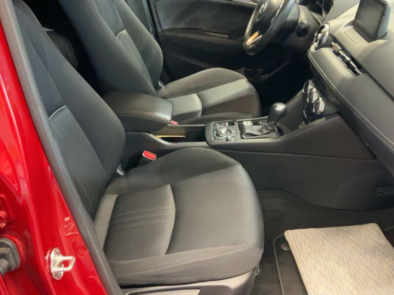 Mazda CX-3 2.0 Skyactiv-G Exclusive-Line — zdjęcie 11