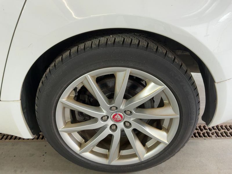Jaguar XF 2.2 D 2014 – снимка 5