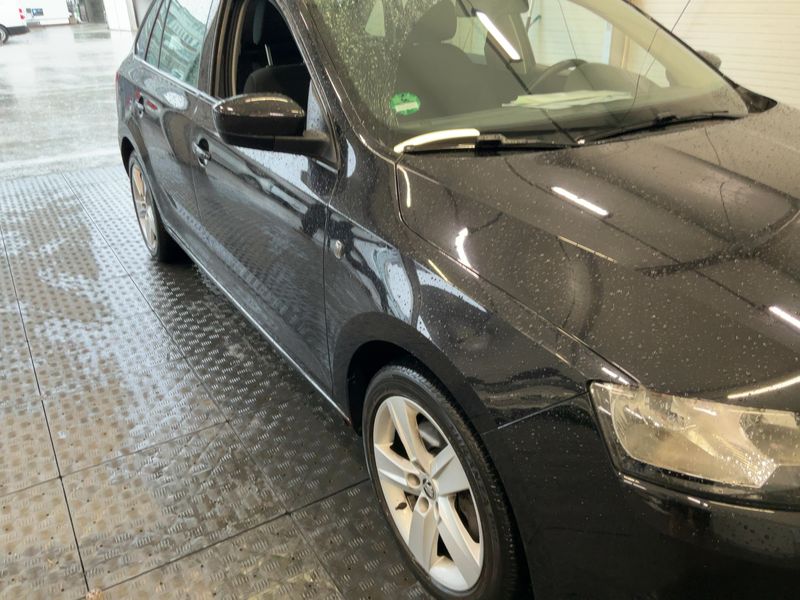 Skoda Rapid Spaceback 1.6 TDI Ambition — zdjęcie 8
