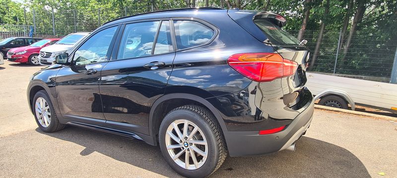 BMW X1 xDrive 20d Sport Line — zdjęcie 17