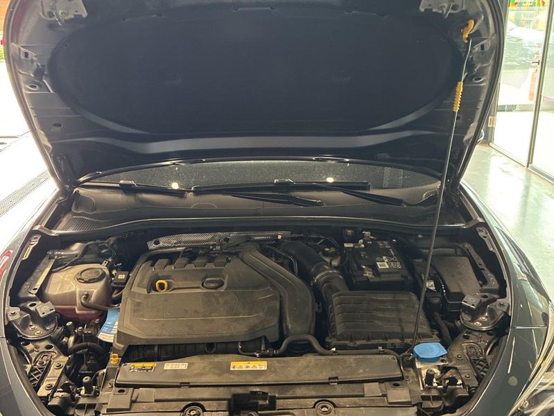 Cupra Leon 1.5 eTSI — zdjęcie 7
