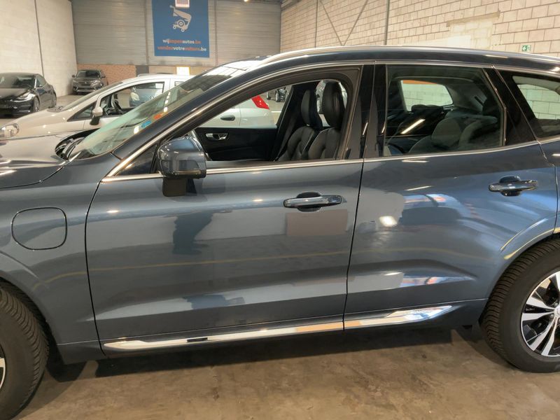 Volvo XC60 2.0 T6 Recharge Plug-in Hybrid Plus Dark AWD 2021 – снимка 4