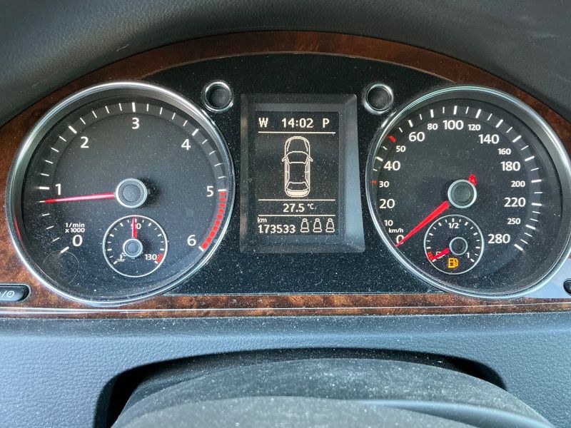 Volkswagen CC 2.0 TDI BlueMotion Tech — zdjęcie 13