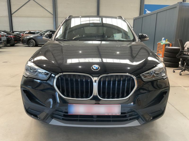 BMW X1 sDrive 18d Advantage — zdjęcie 9