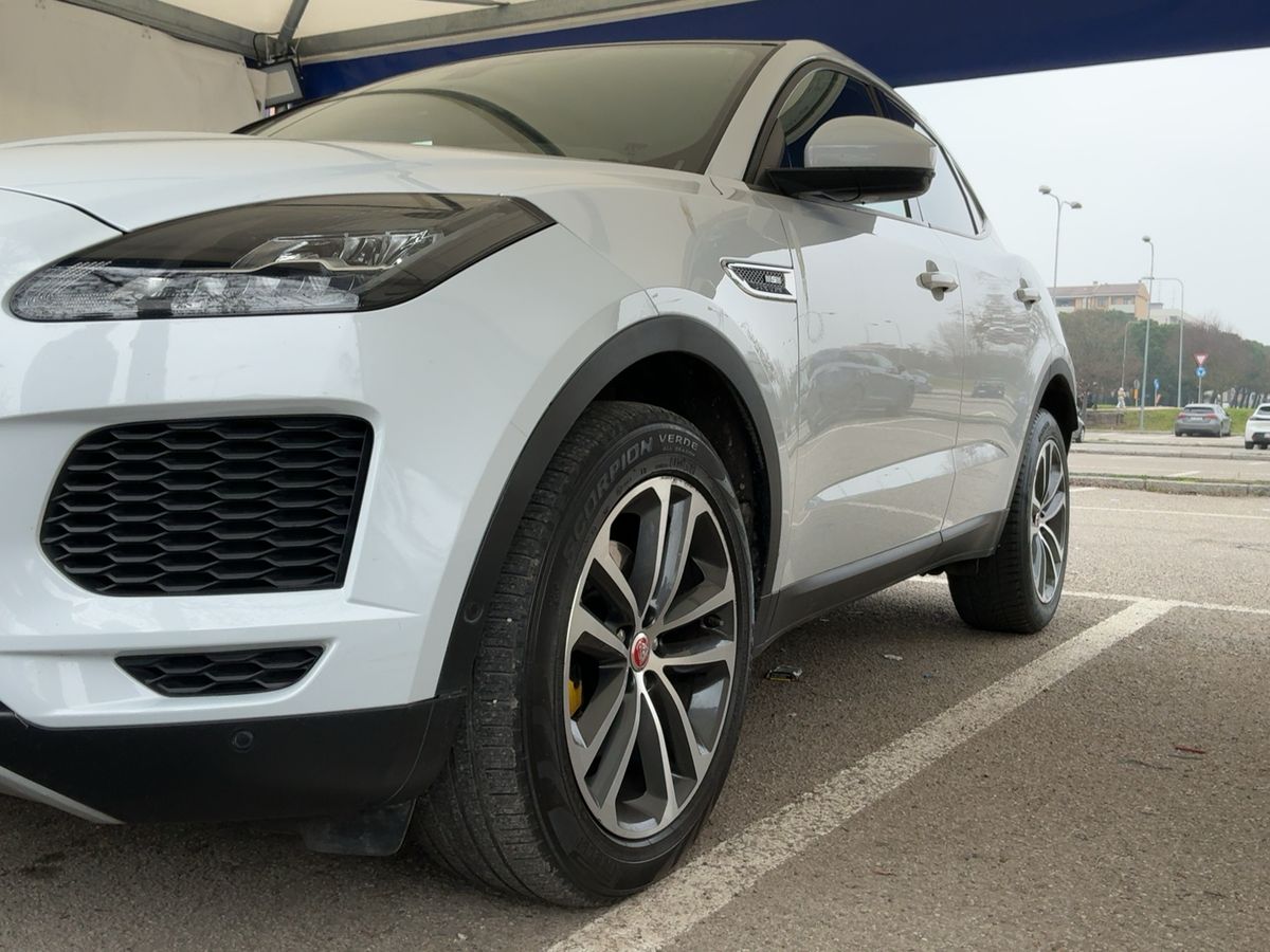 Jaguar E-Pace d'occasion