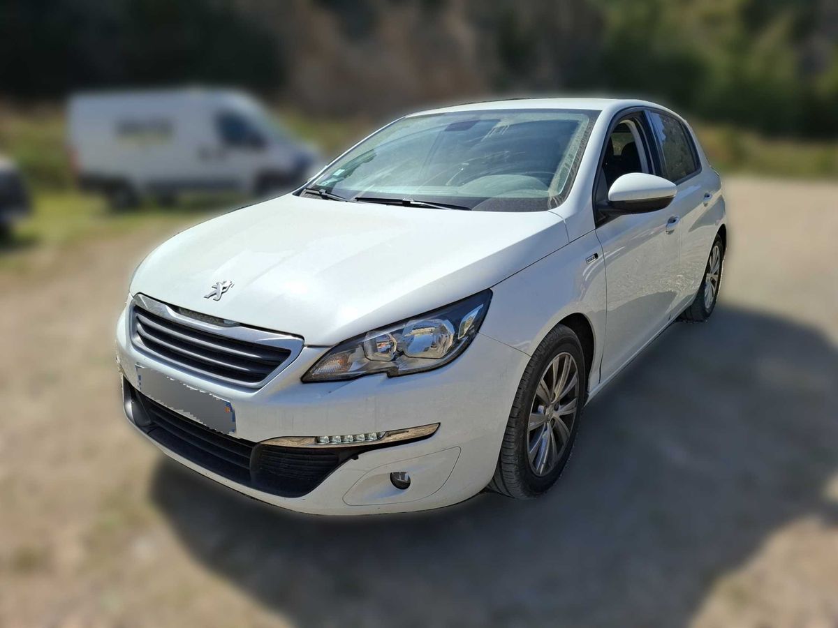 Peugeot 308 2017 — photo 1