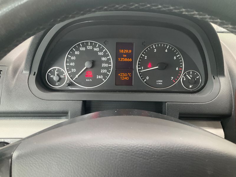 Mercedes-Benz A-Klasse A 180 Elegance 2011 – снимка 4