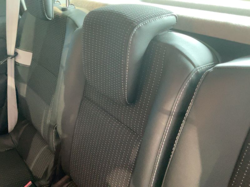 Renault Scenic 1.4 TCe BOSE Edition — zdjęcie 14