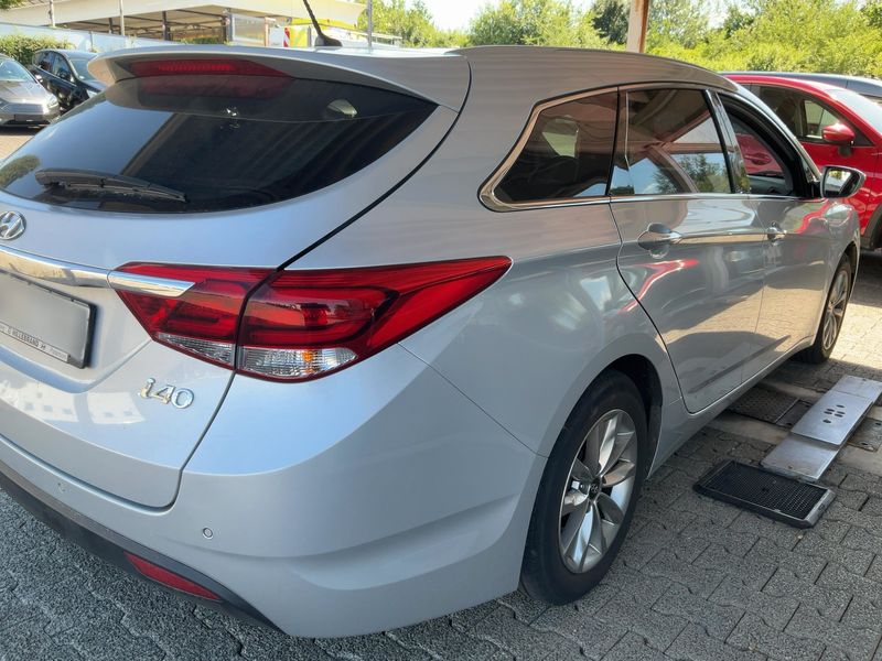 Hyundai i40 1.6 Trend Blue — zdjęcie 6