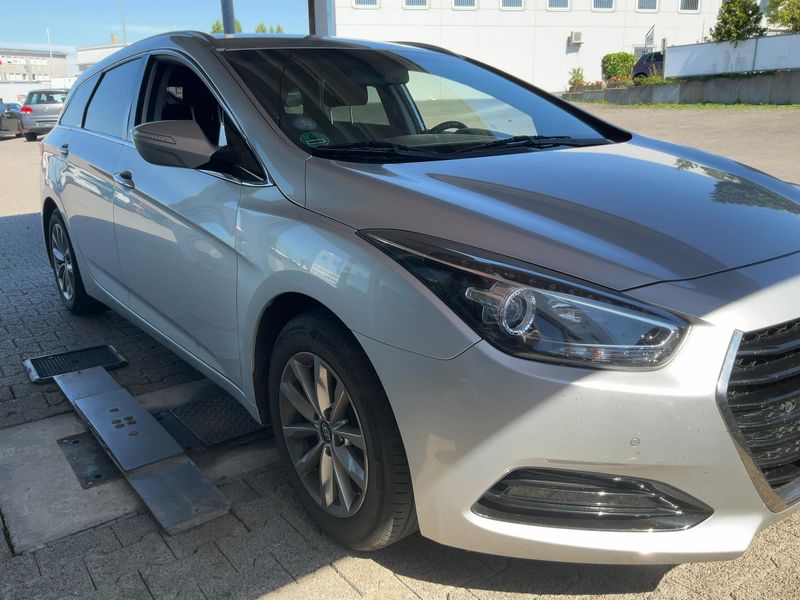 Hyundai i40 1.6 Trend Blue — zdjęcie 8