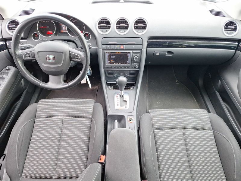 Seat Exeo 2.0 TDI Sport — zdjęcie 11