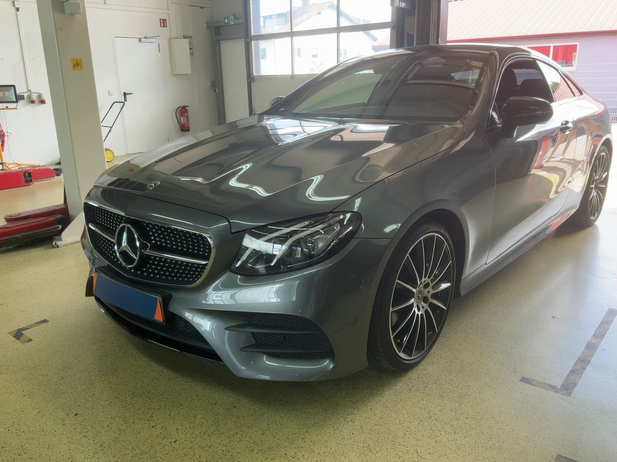 Mercedes-Benz E-Klasse E 300 AMG Line