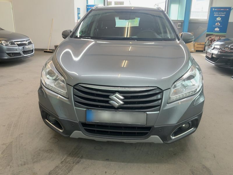 Suzuki SX4 S-Cross 1.6 Top 2WD — zdjęcie 9