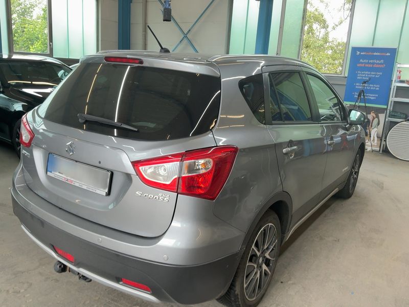 Suzuki SX4 S-Cross 1.6 Top 2WD — zdjęcie 6