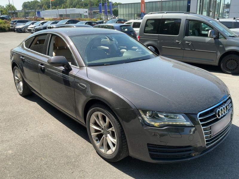 Audi A7 Sportback 3.0 V6 TDI — zdjęcie 8