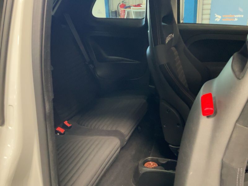 Abarth 595 1.4 Competizione — zdjęcie 14