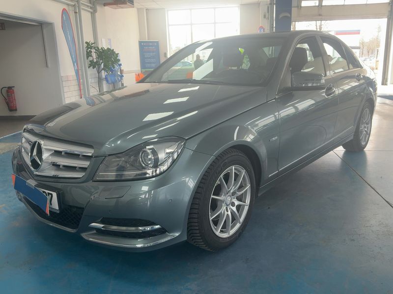 C-Klasse C 200 CDI BlueEfficiency Avantgarde