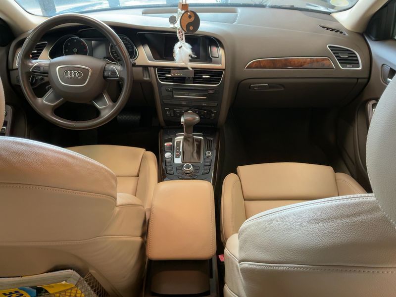 Audi A4 2.0 TDI Attraction — zdjęcie 12