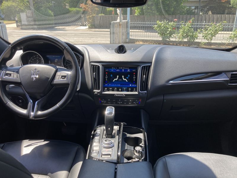 Maserati Levante 3.0 V6 Diesel — zdjęcie 11
