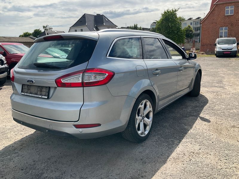 Ford Mondeo 2.0 TDCi Titanium X — zdjęcie 2